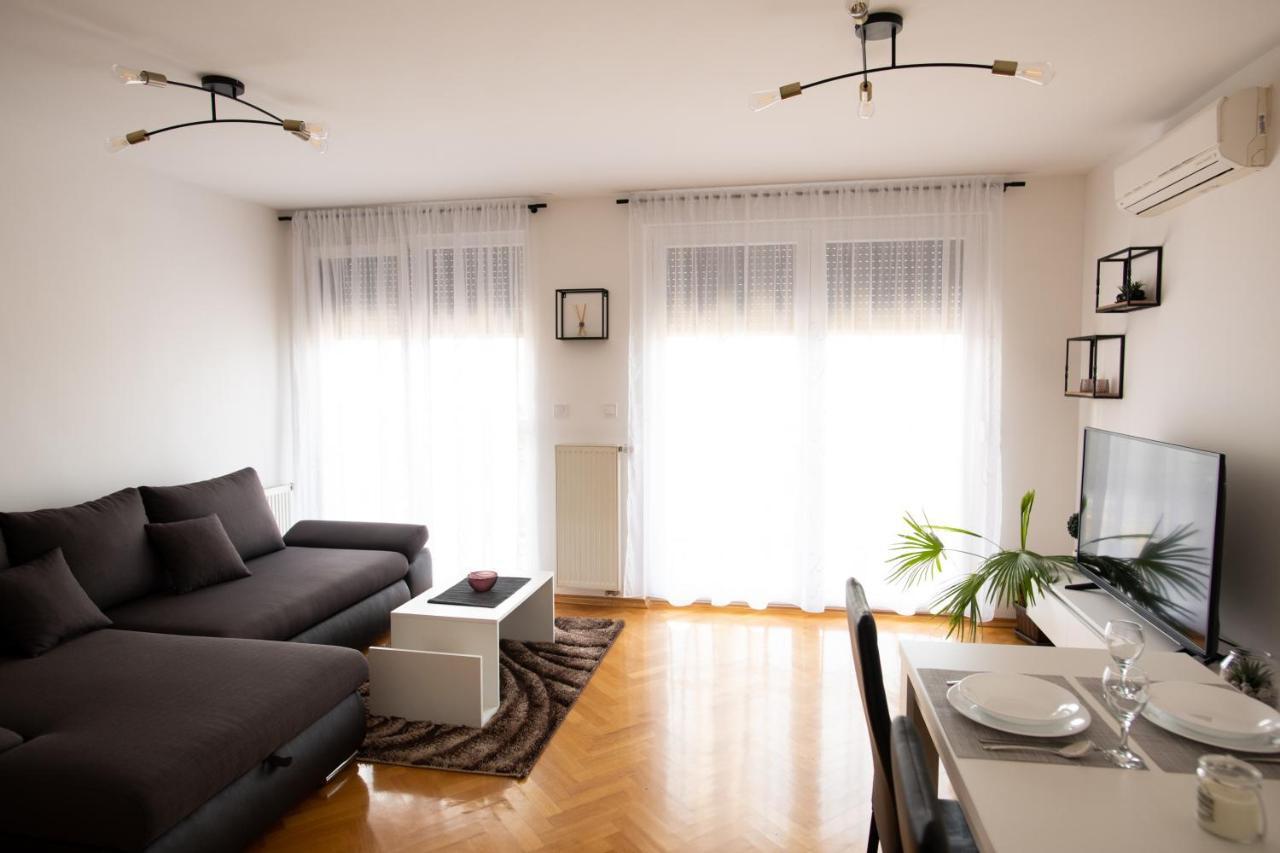 סלאבונסקי ברוד Apartman Martes מראה חיצוני תמונה