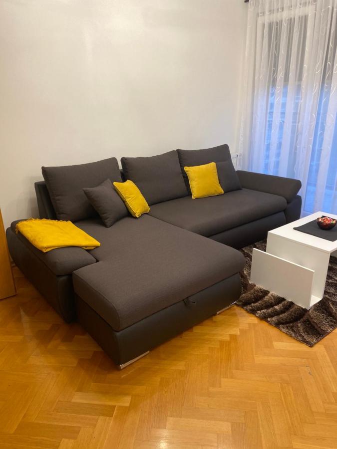 סלאבונסקי ברוד Apartman Martes מראה חיצוני תמונה