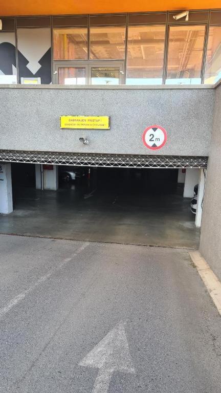 סלאבונסקי ברוד Apartman Martes מראה חיצוני תמונה